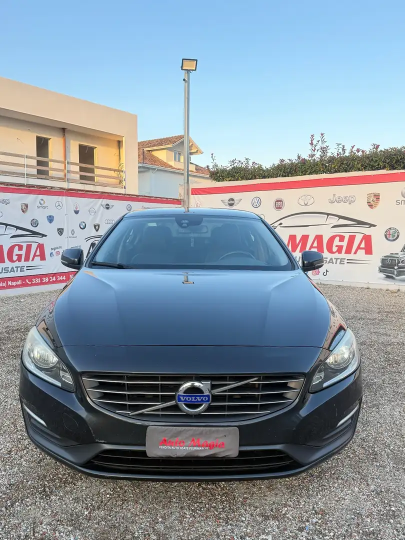 Volvo S60 S60 D5 AWD Geartronic Momentum Grigio - 2