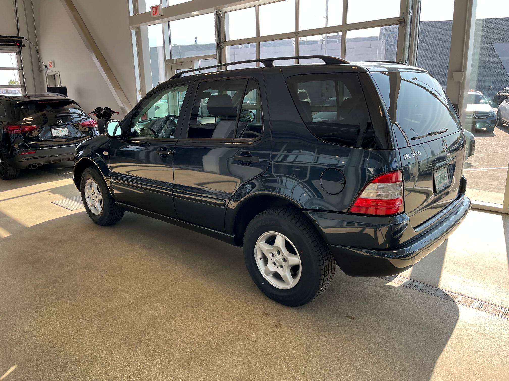 2001 Mercedes-Benz M-Class