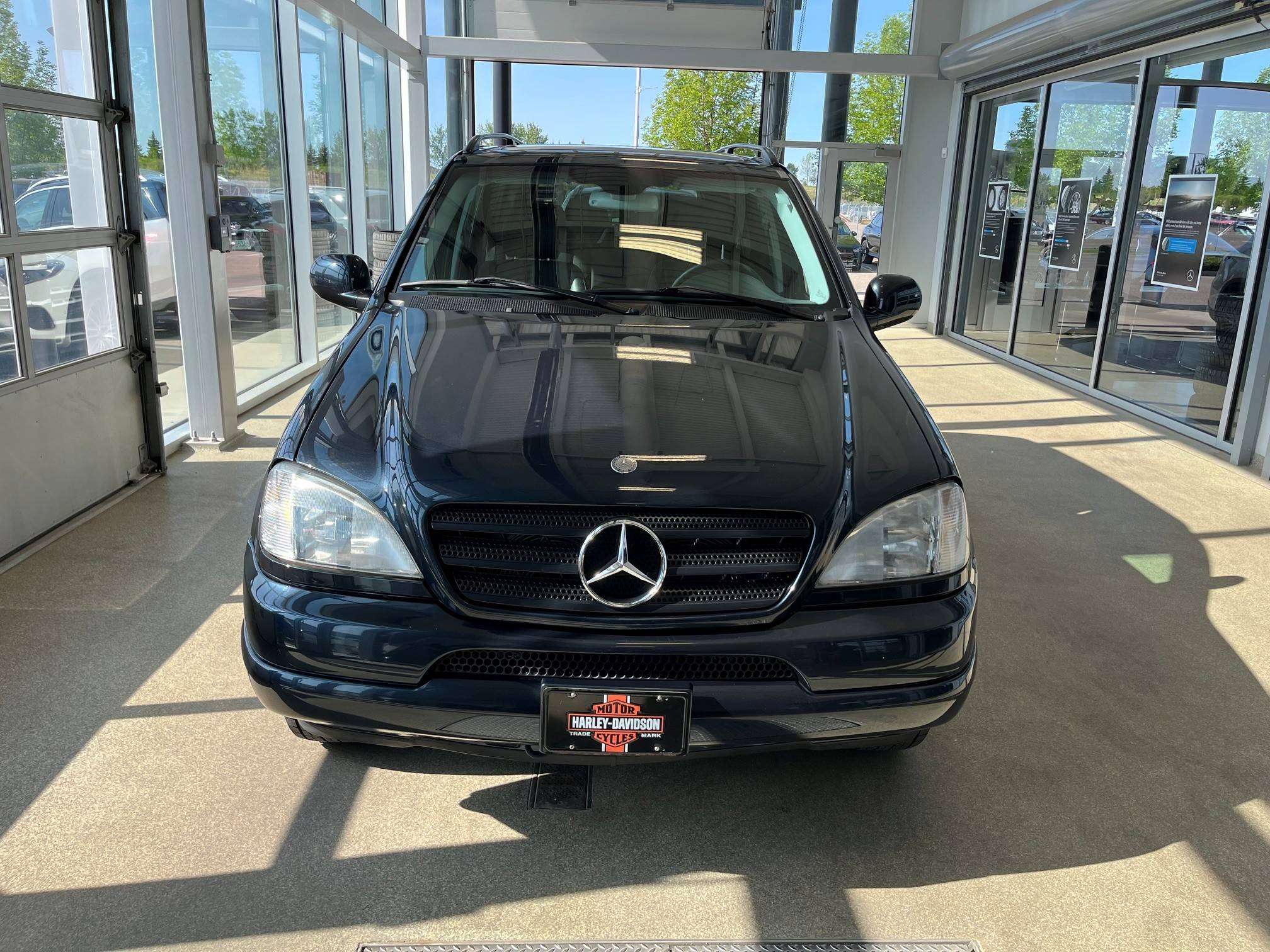 2001 Mercedes-Benz M-Class