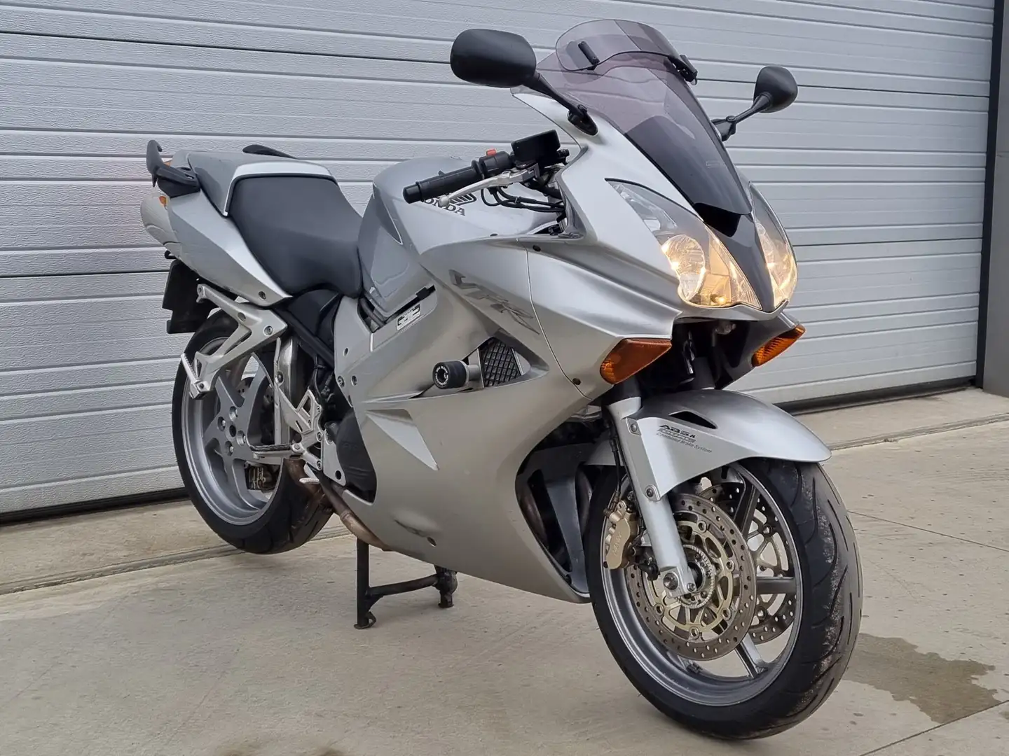 Honda VFR 800 VFR 800 A Gris - 1