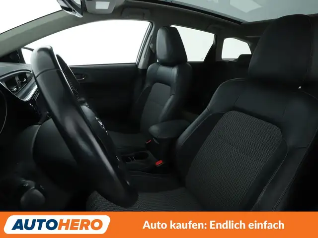 Toyota Auris view 10