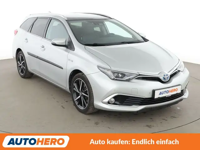 Toyota Auris view 8
