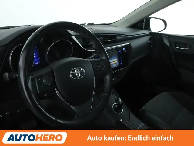 Toyota Auris view 11