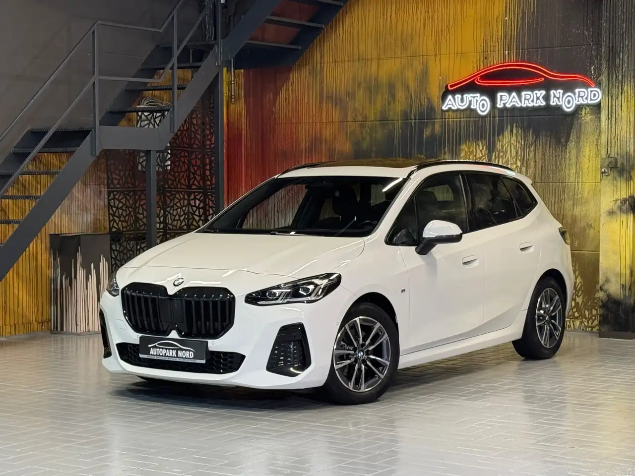 BMW 220