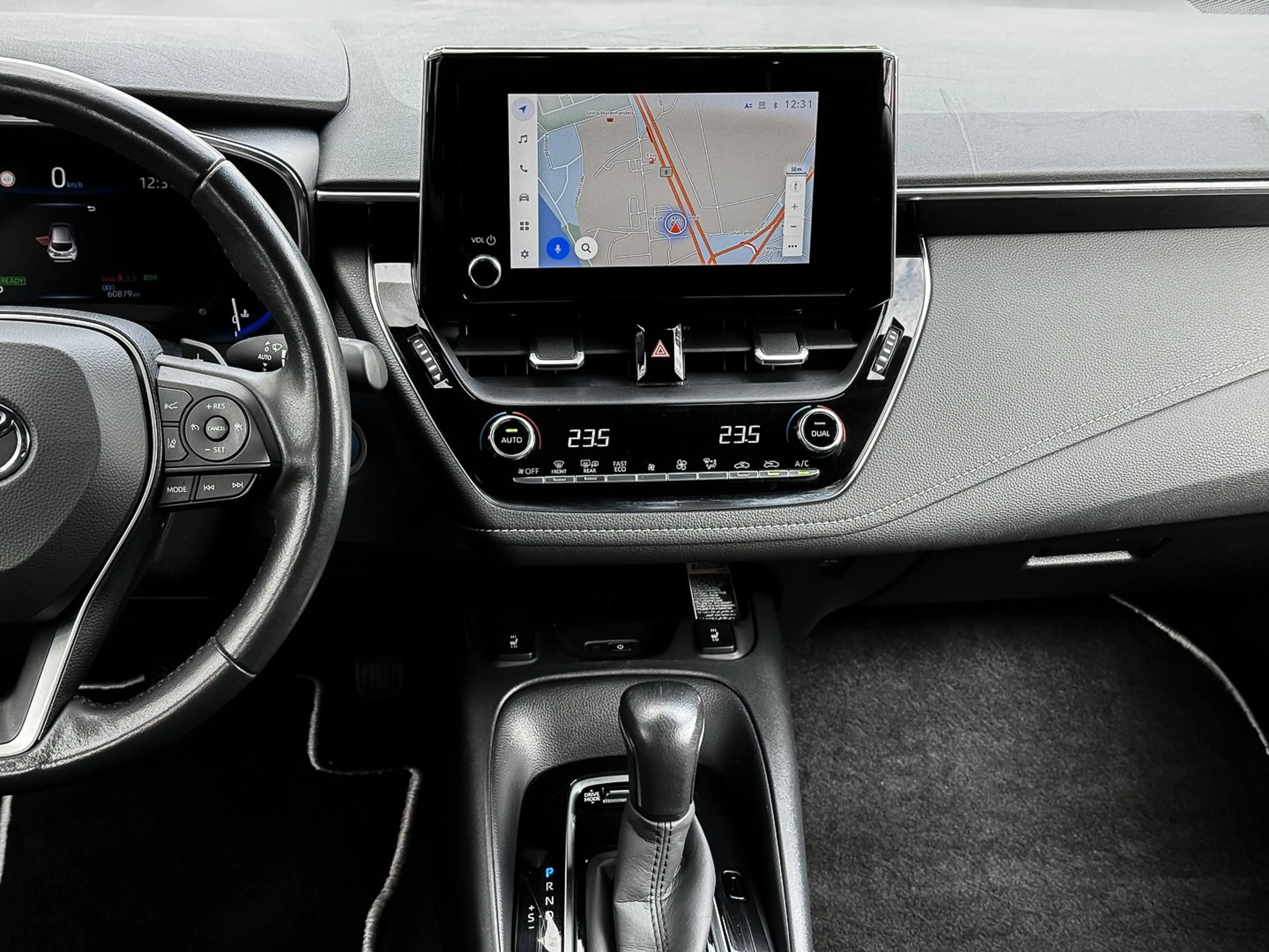 Toyota Corolla 2.0 l Hyb. 5-tg PDC, Kamera — photo 9