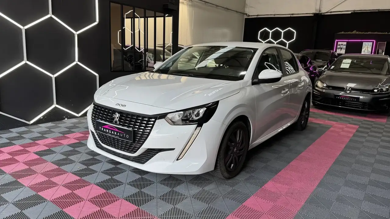 Peugeot 208 208 — photo 3