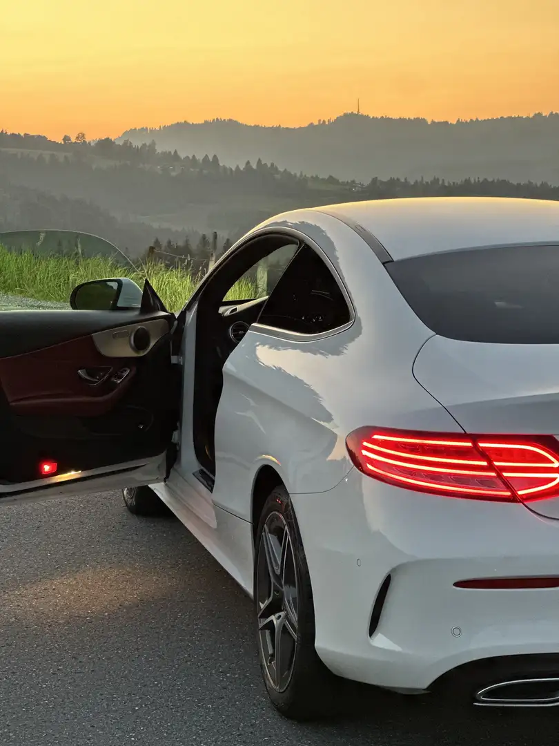 Mercedes-Benz C 220 d Coupe 4MATIC Aut. - 2