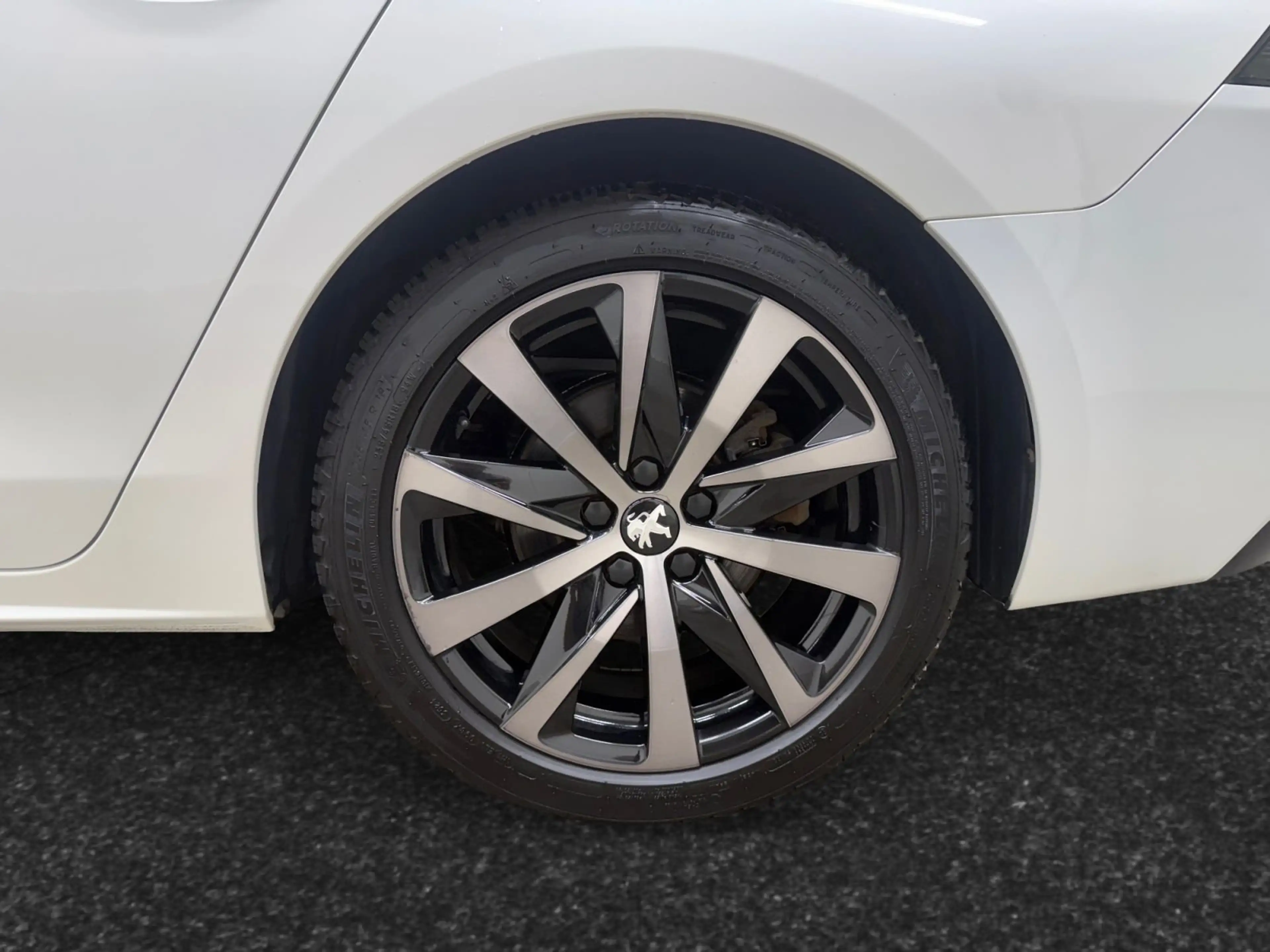 Peugeot 508 2.0BlueHDi S/S EAT8 GT-Line Leder GPS Camera Focal Led — photo 5
