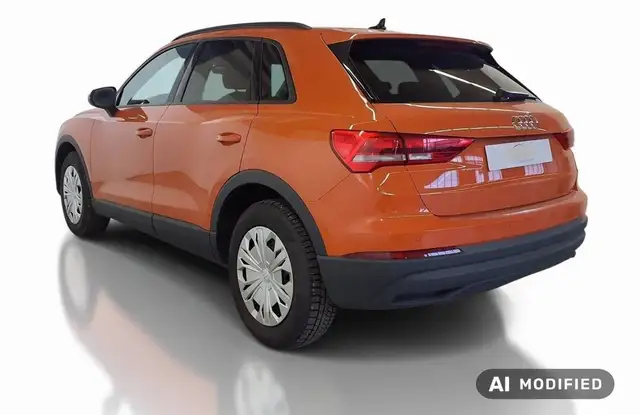 Audi Q3 view 3