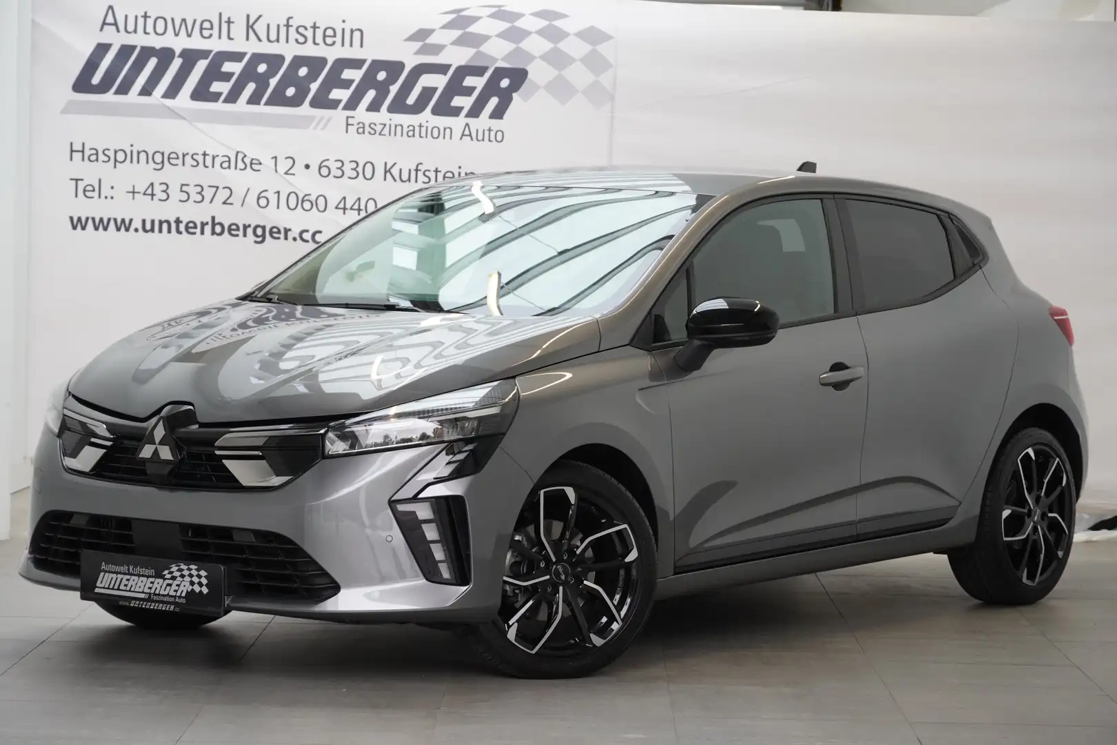 Mitsubishi Colt Gris - 2