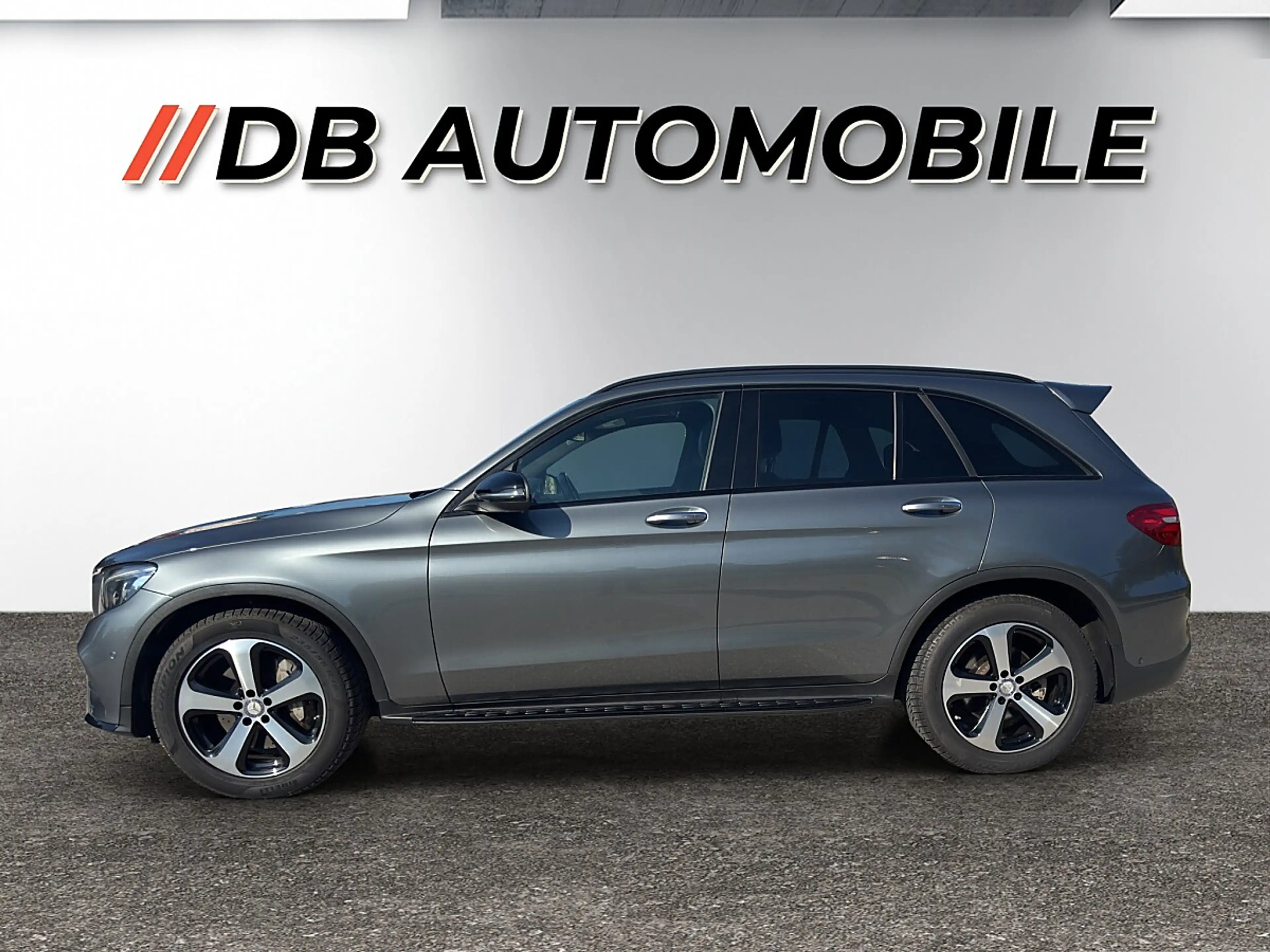 Mercedes-Benz GLC 350 d AMG Line 4Matic — photo 8
