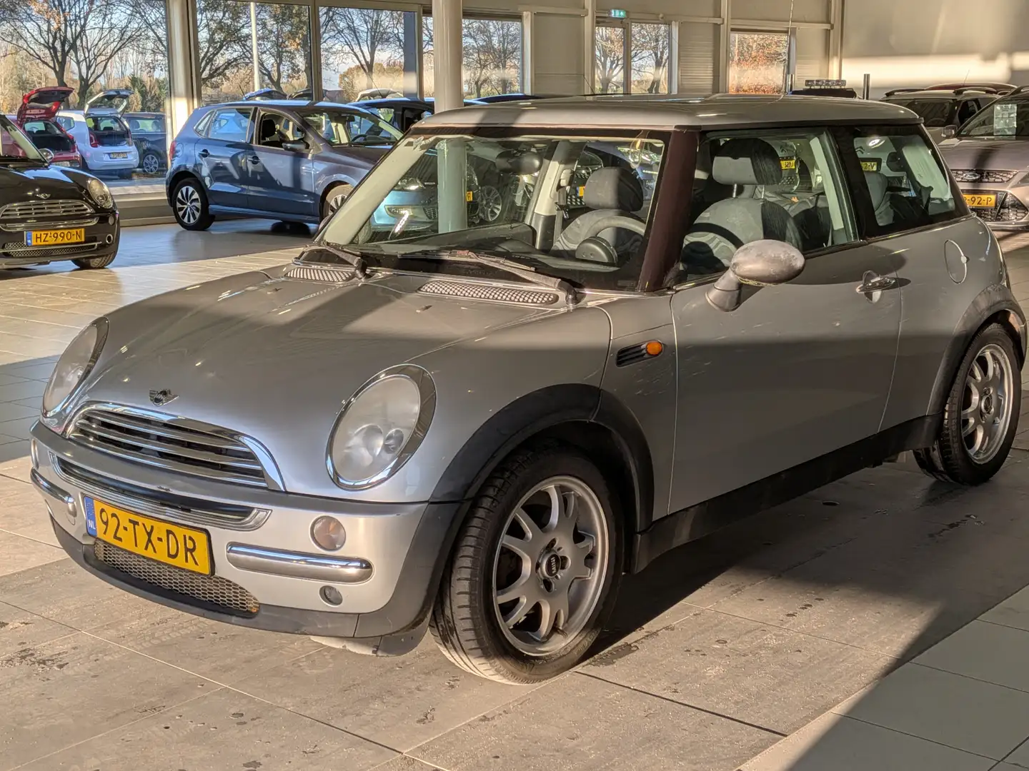 MINI One Mini 1.6 Airco, Stuurbekrachtiging Grau - 2