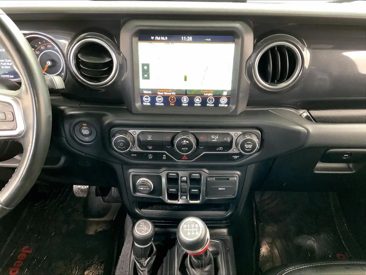Jeep Wrangler снимка Jeep Wrangler