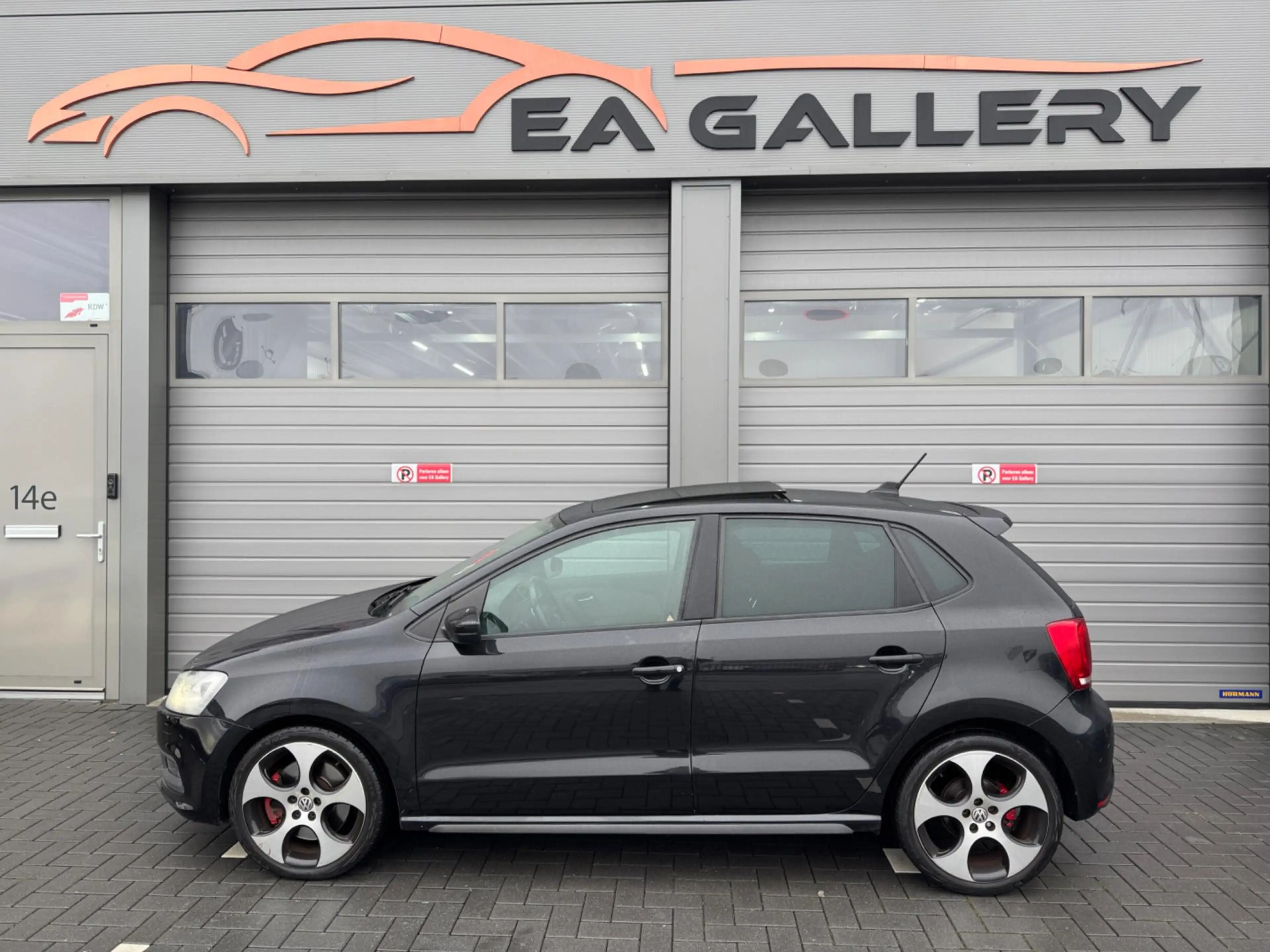 Volkswagen Polo GTI 1.4 TSI DSG 180PK PANO Navi Airco Cruise — photo 12