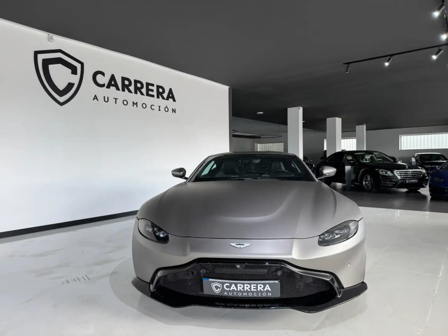 Aston Martin Vantage Gris - 2