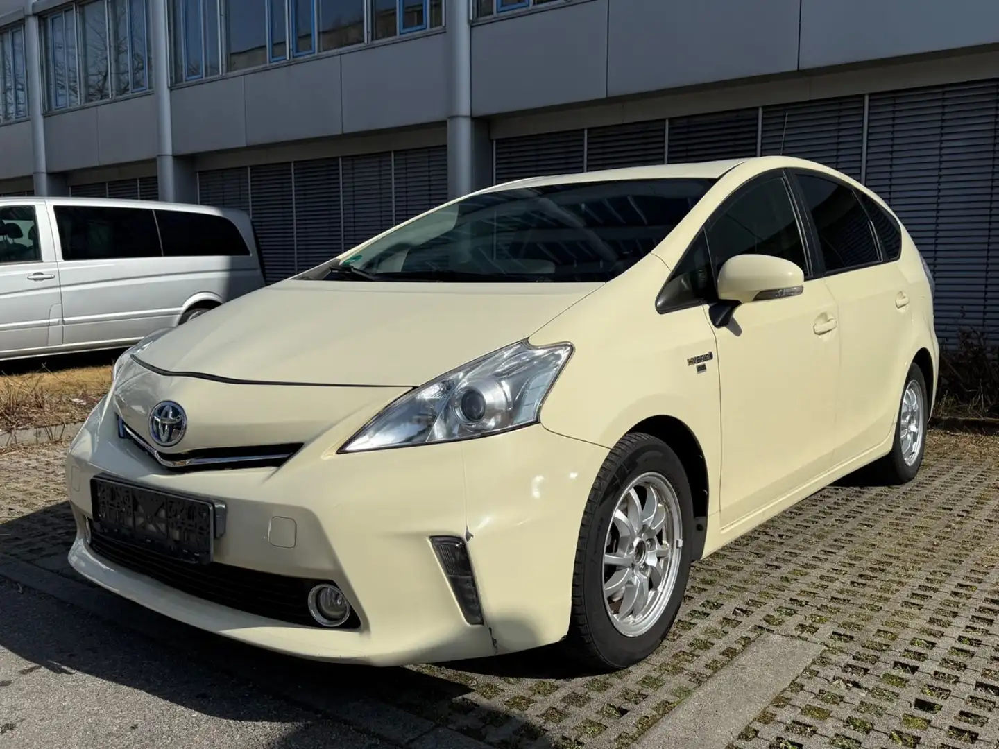 Toyota Prius + Comfort*Leder*7-Sitzer*netto: 8.303€ Weiß - 1