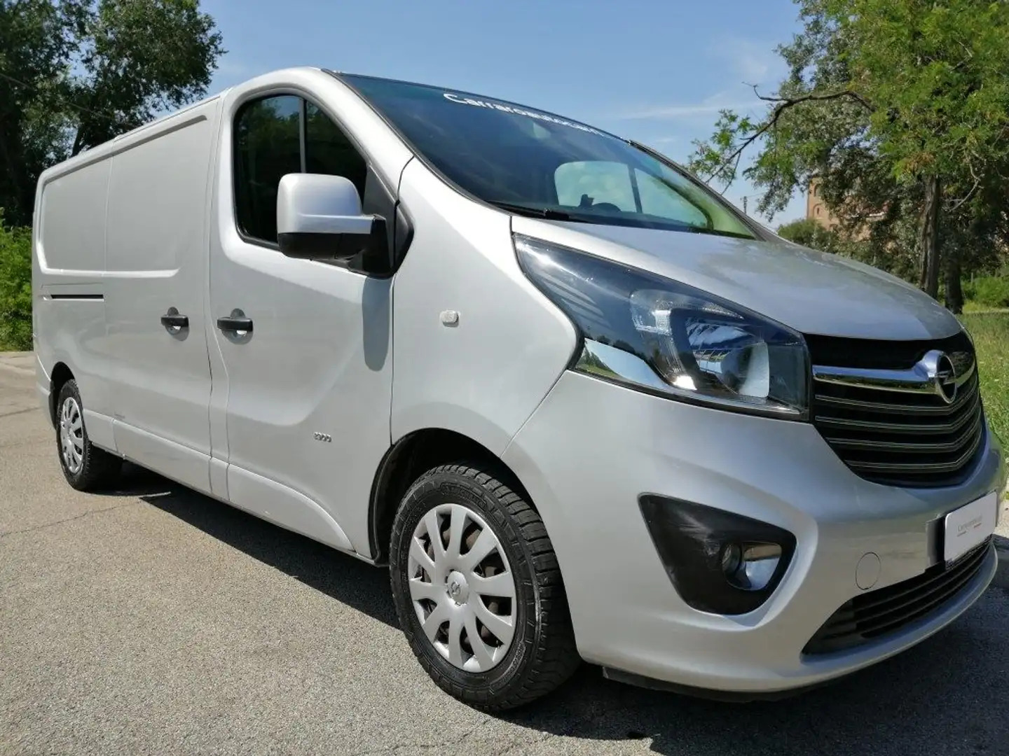 Opel Vivaro 29 1.6 CDTI 120CV PL Furgone Edition L2 Silver - 1
