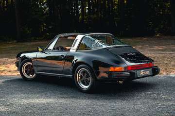 911 SC / 3.0 / MANUAL / BLACK/BEIGE / TOP CONDITION