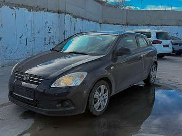 pro cee'd 1,4 CVVT Cool | VOLL FAHRBEREIT |