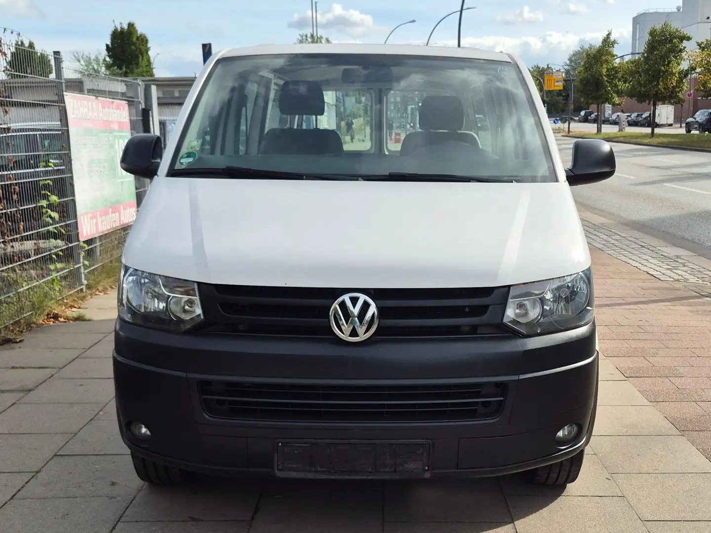 Volkswagen T5 Transporter Kombi lang**Mit Klimaanlage** Weiß - 2
