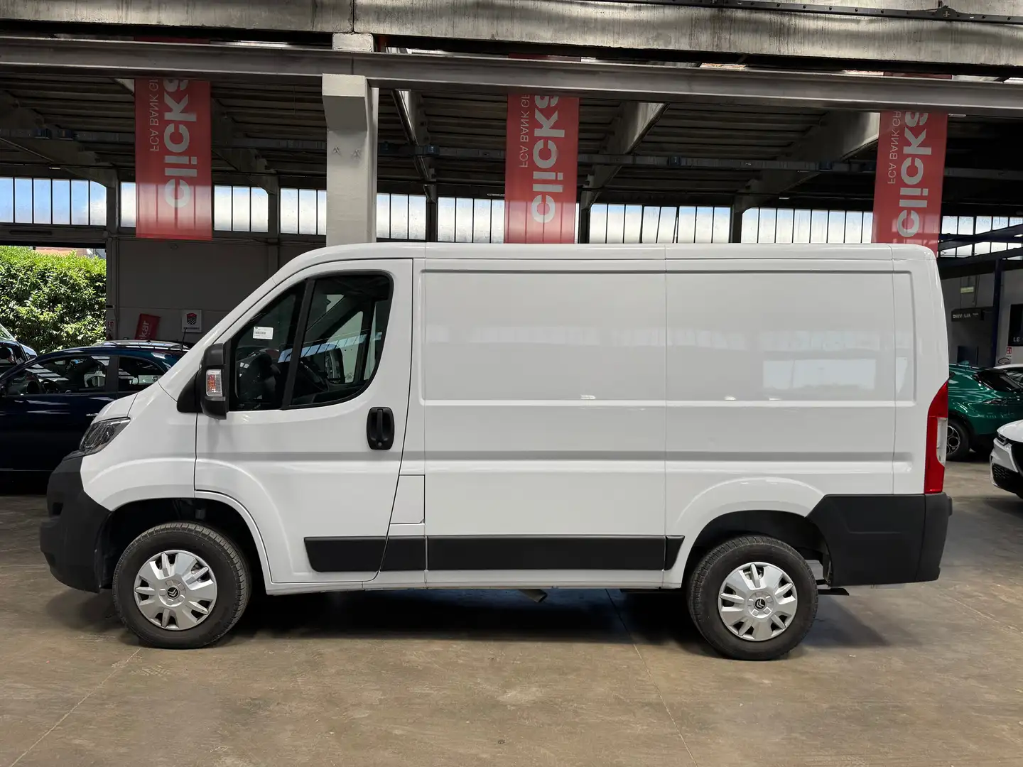 Citroen Jumper JUMPER 35 L1H1 BlueHDi 140cv Wit - 2