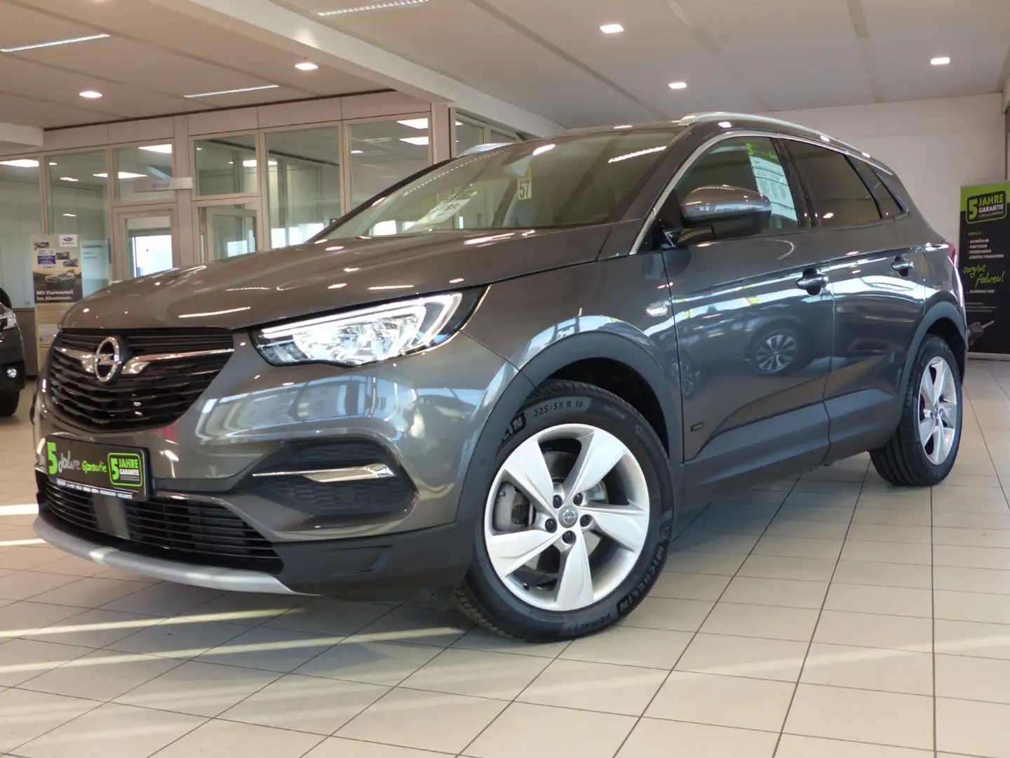 Opel Grandland X 1.6 Turbo Hybrid ELEGANCE NAVI, LED Grau - 2