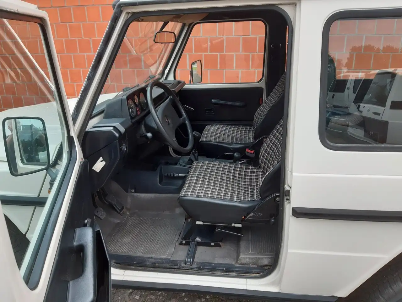 Mercedes-Benz G 230 230 GE - 5-Gang - sehr gesunder Zustand, foto 8