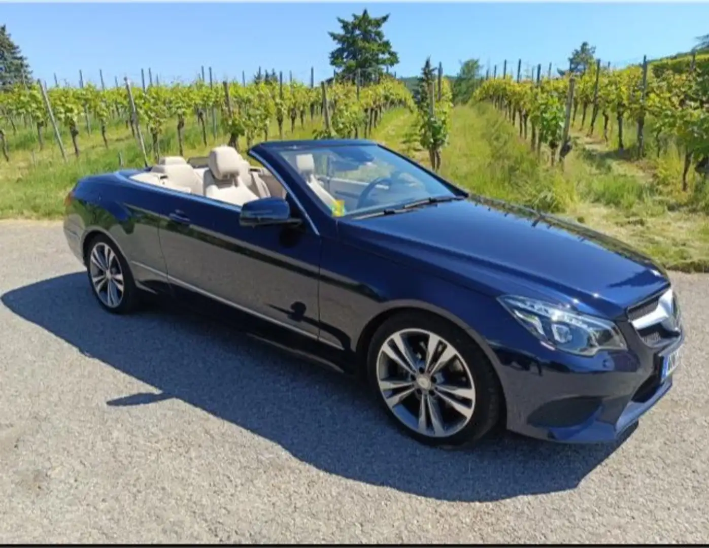 Mercedes-Benz E 200 E 200 Cabrio 7G-TRONIC Blau - 1