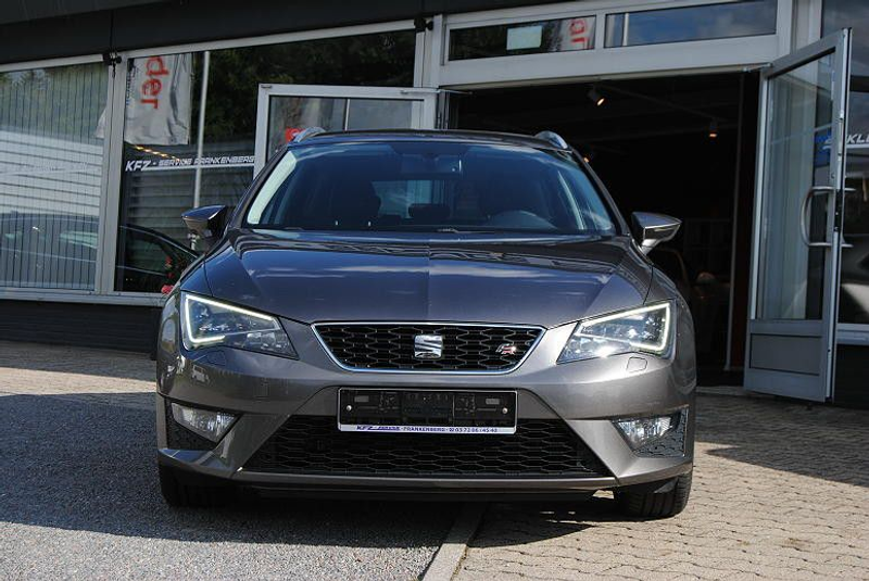 SEAT Leon ST 1.4 TSI ACT FR.Navi.LED.AHK.PDC — photo 2