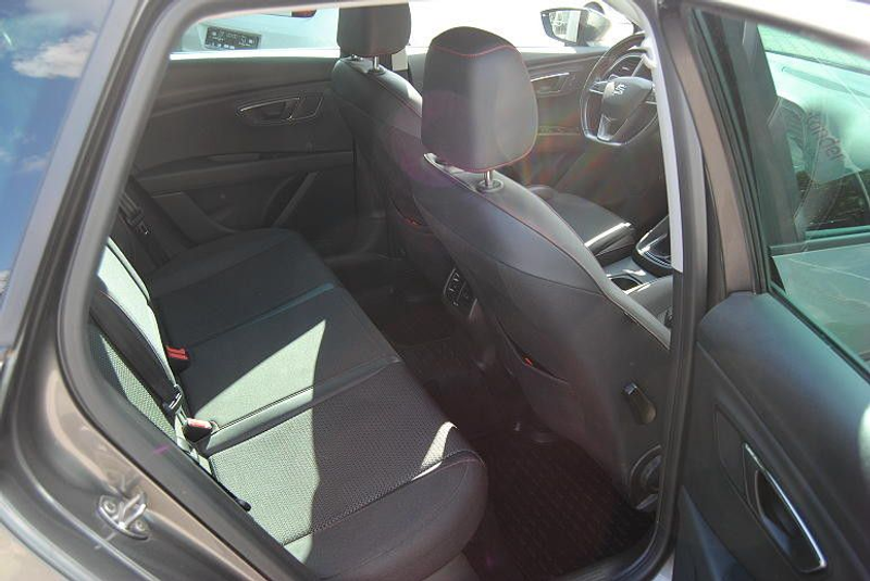 SEAT Leon ST 1.4 TSI ACT FR.Navi.LED.AHK.PDC — photo 5