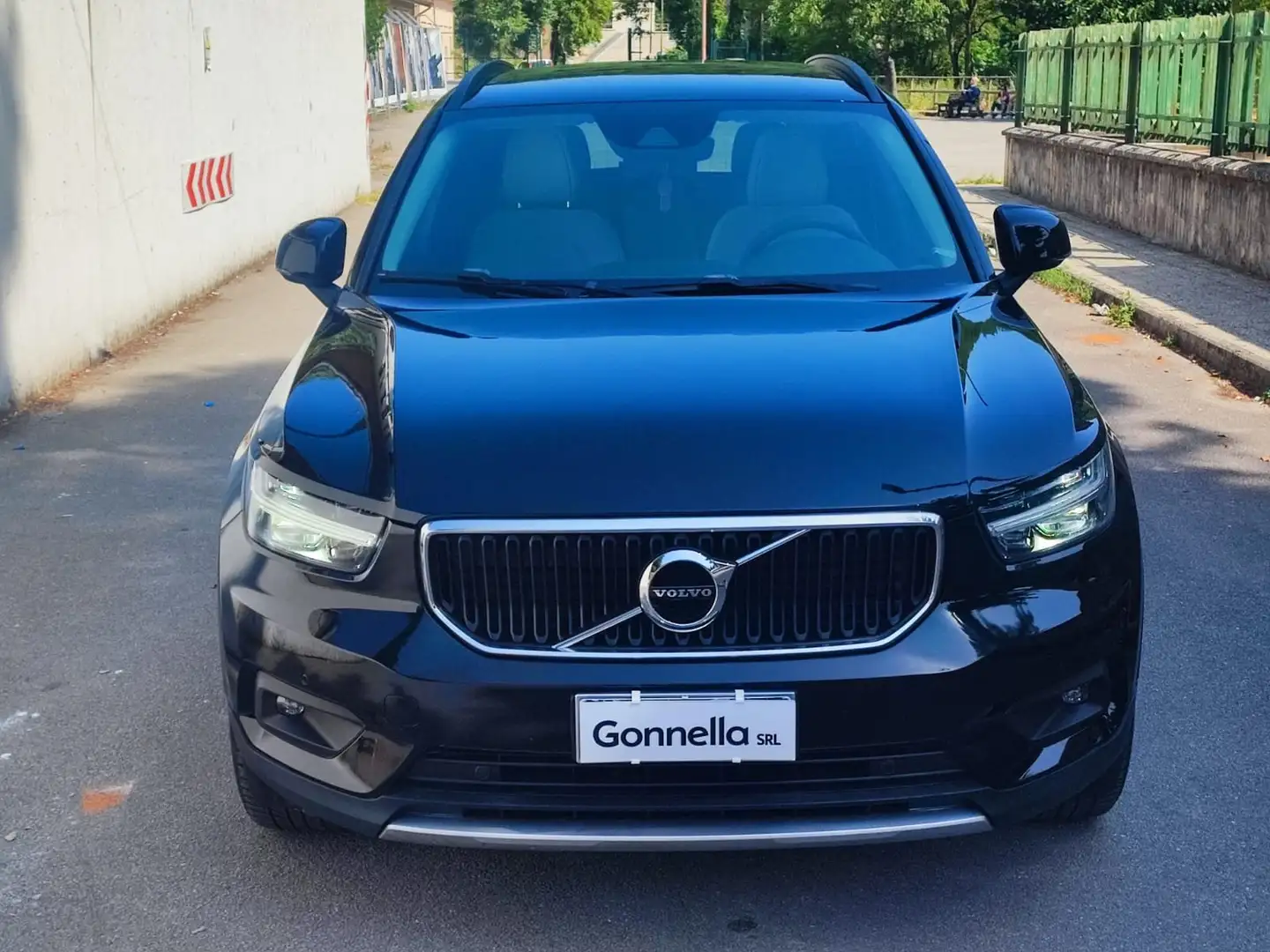 Volvo XC40 2.0 d3 Business geartronic Nero - 2