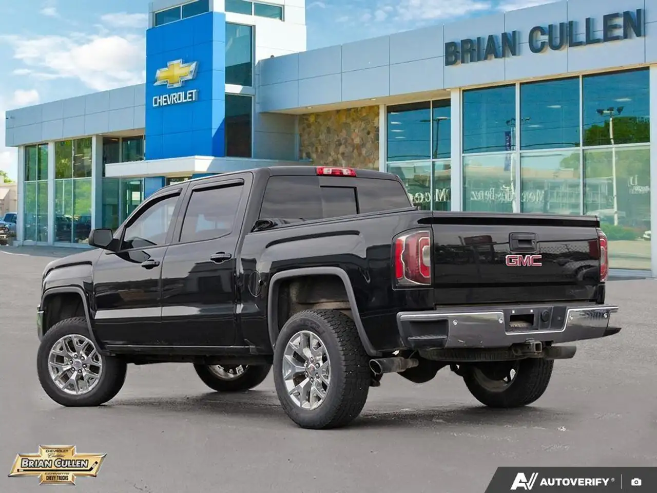 GMC Sierra 1500 photo GMC Sierra 1500