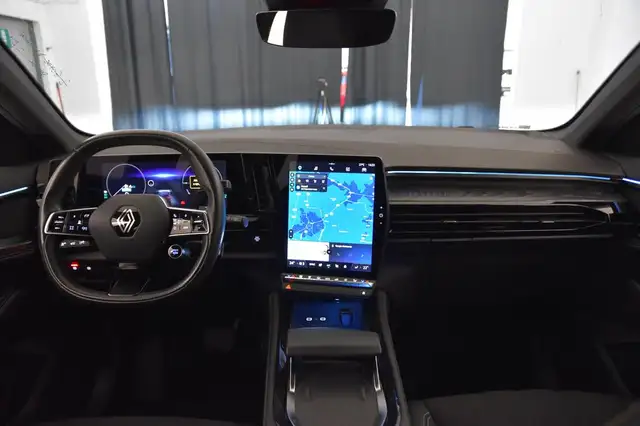 Renault Austral view 7