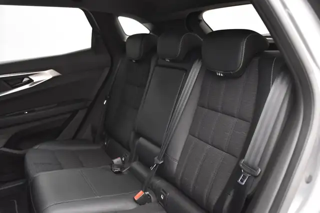 Renault Austral view 14