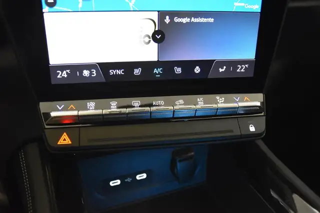 Renault Austral view 12