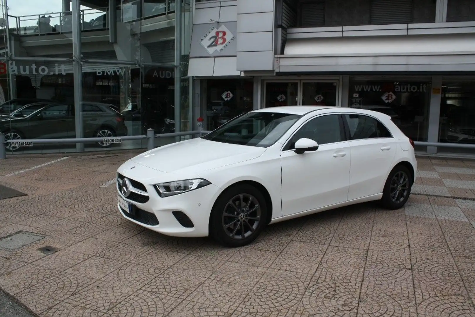 Mercedes-Benz A 180 Automatic Sport Bianco - 1
