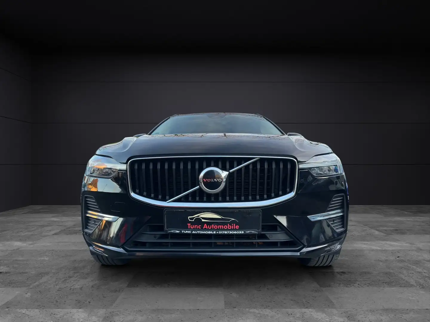 Volvo XC60 Momentum Pro 2WD AUT KMRA SHZG Noir - 2