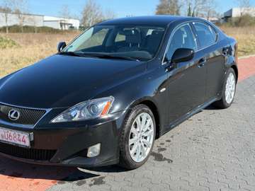 Lexus IS 250 autovehicule second-hand cumpărați pe AutoScout24