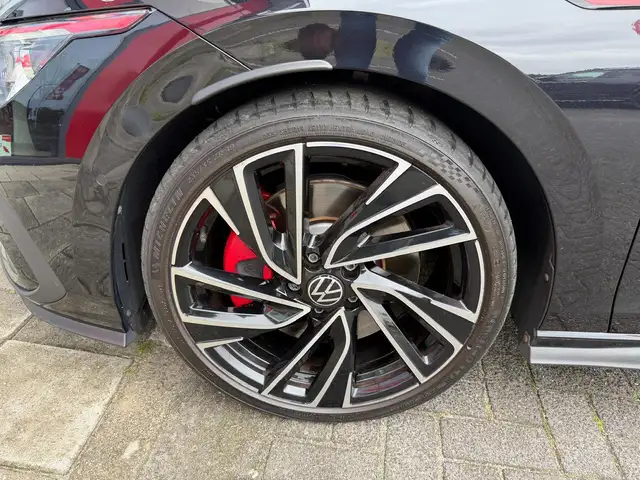 Volkswagen Golf view 9