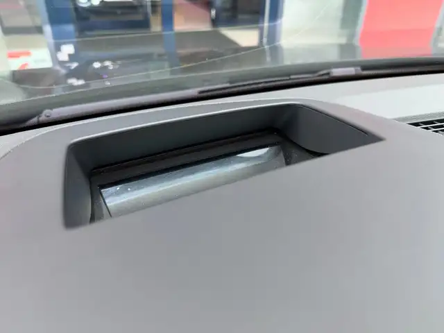 Volkswagen Golf view 21