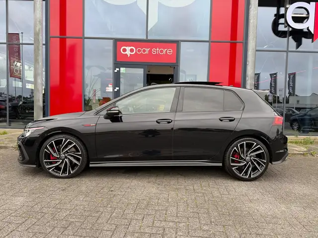 Volkswagen Golf view 5