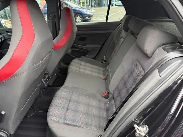 Volkswagen Golf view 12