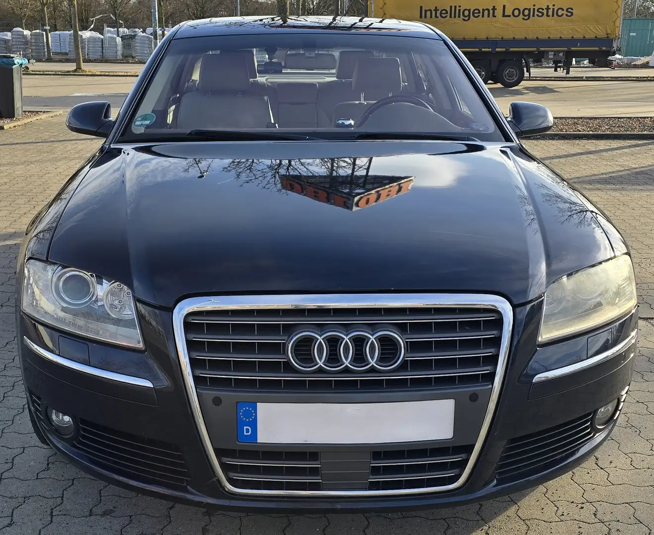 Audi A8 A8 W12 6.0 quattro - LPG Blau - 1