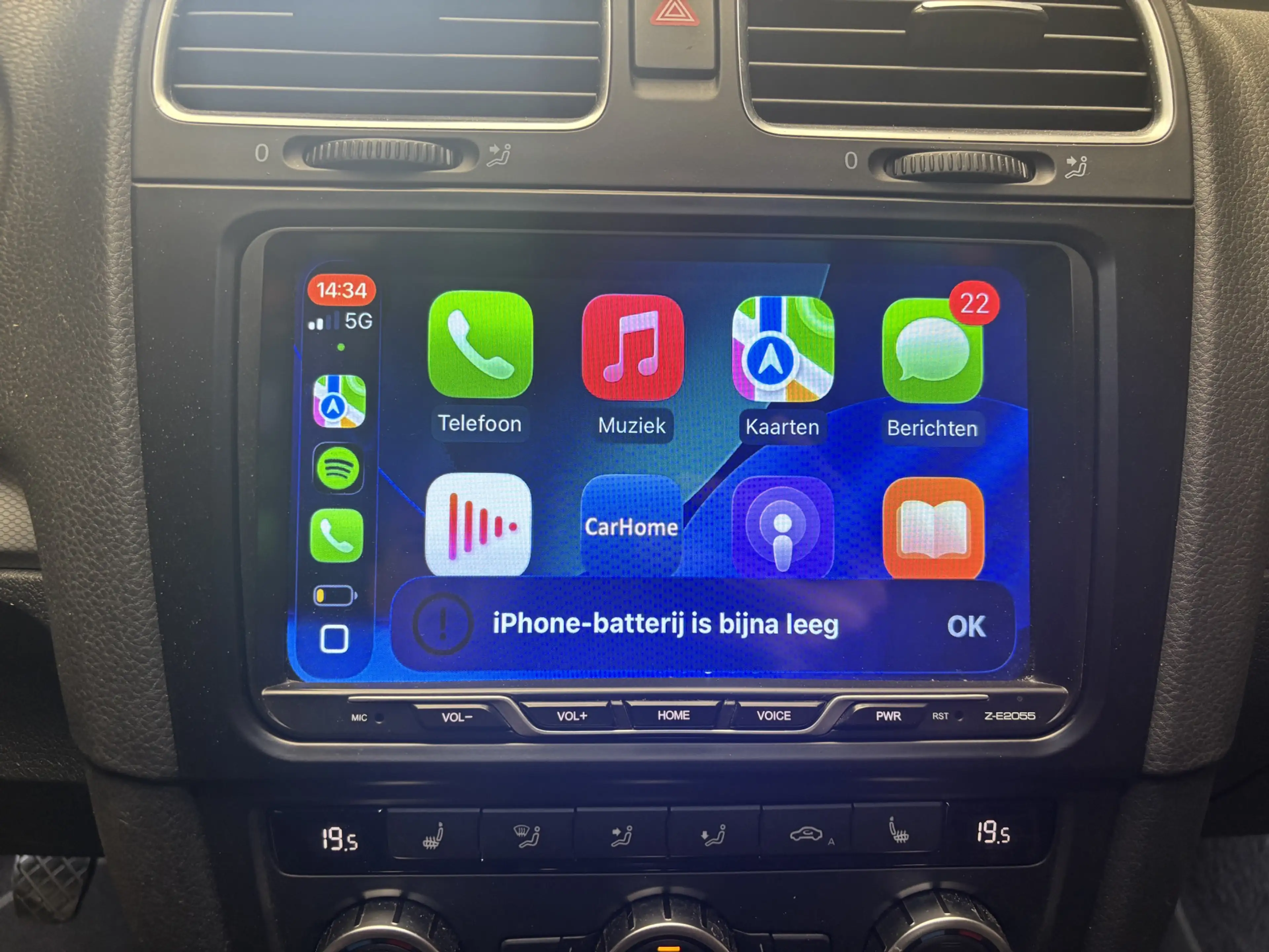 Volkswagen Golf Cabriolet 1.2 TSI BlueMotion 150 pk — photo 24