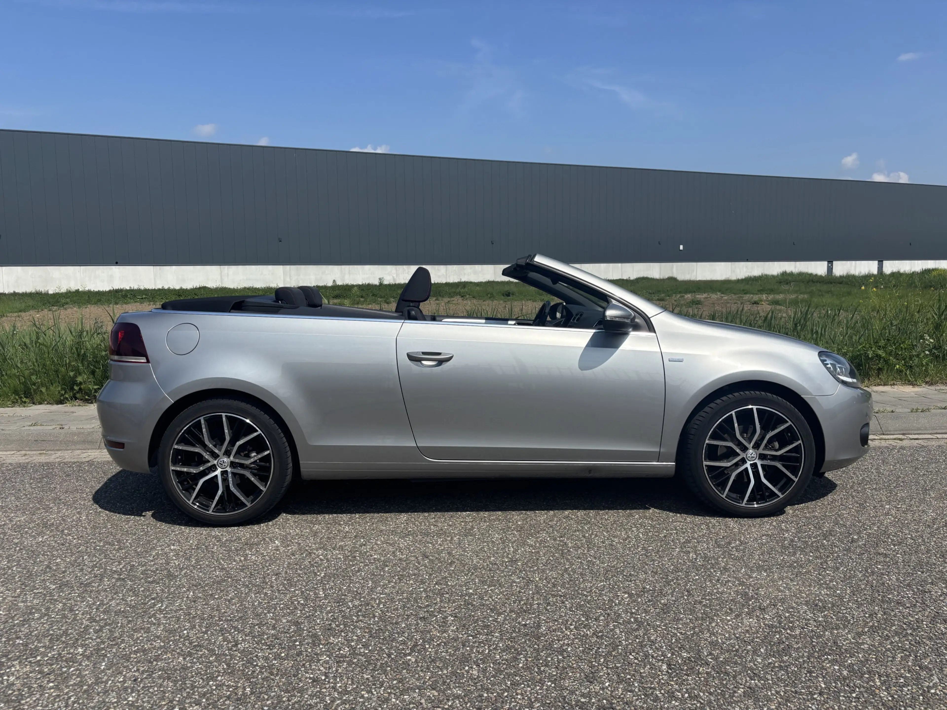 Volkswagen Golf Cabriolet 1.2 TSI BlueMotion 150 pk — photo 2