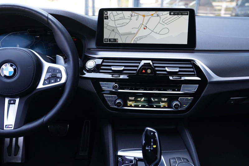 BMW 540 d xDrive M Sport Laser-ACC-HuD-H&K-RFK-StaHzg — photo 11