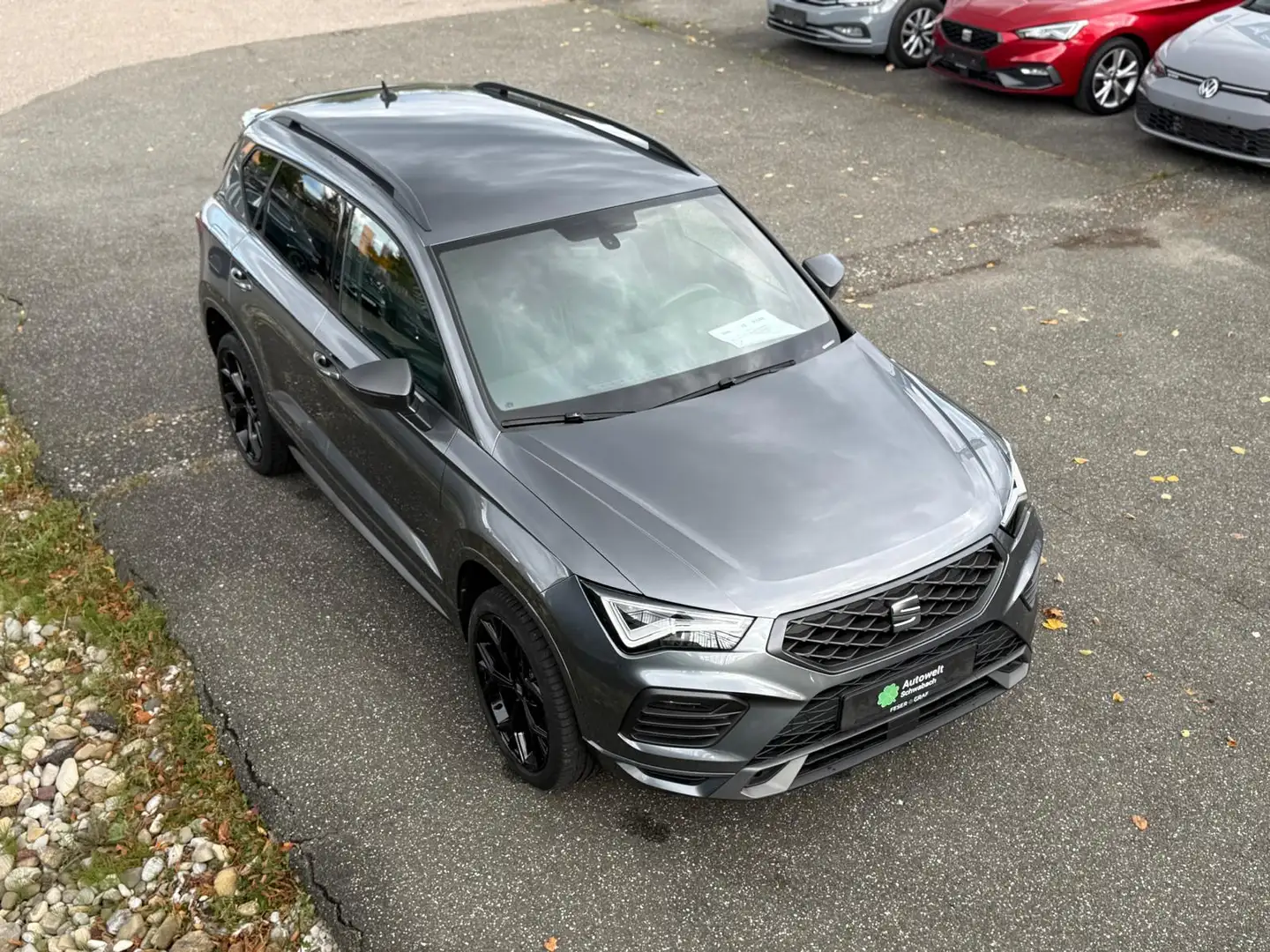 SEAT Ateca 1.5 TSI FR LINE LED NAVI APP Grau - 1