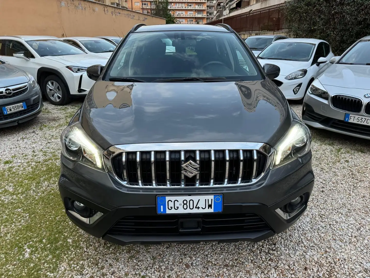 Suzuki SX4 S-Cross 1.4h Easy 2wd Šedá - 2