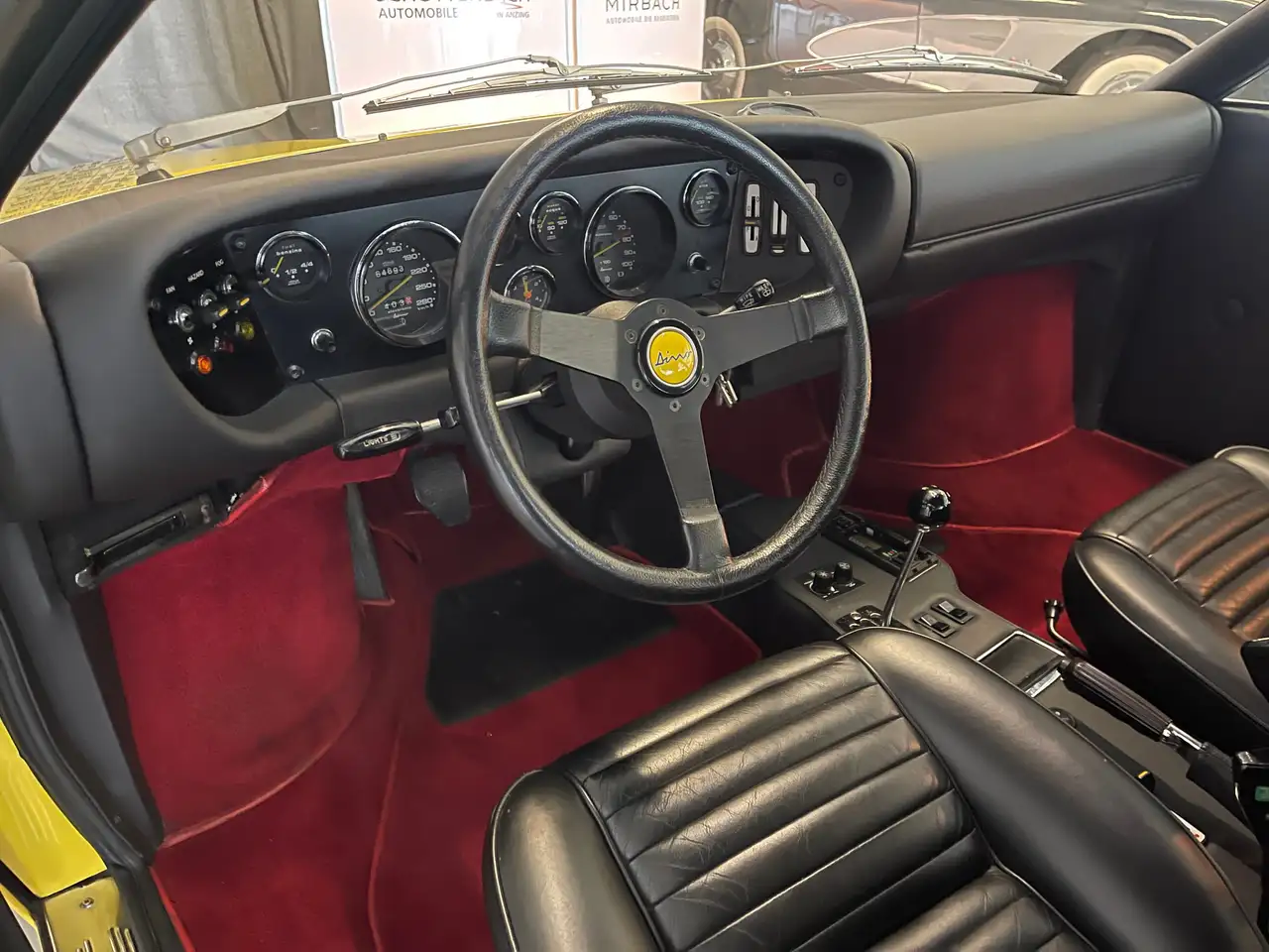 Ferrari 308 GT4 Dino 2+2 - Becker Auslieferung, foto 11