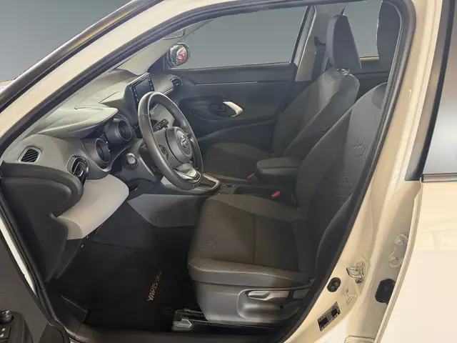Toyota Yaris Cross view 10